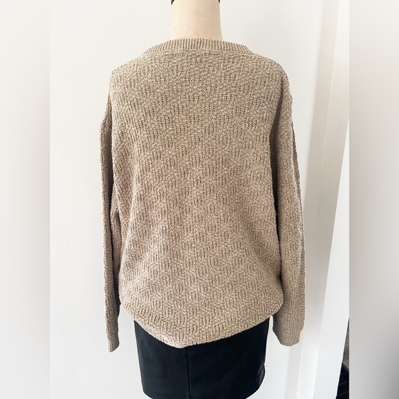Vintage Retreat Men’s Beige Knit Sweater - Size M - Crewneck, Made in Canada - Picture 11 of 11